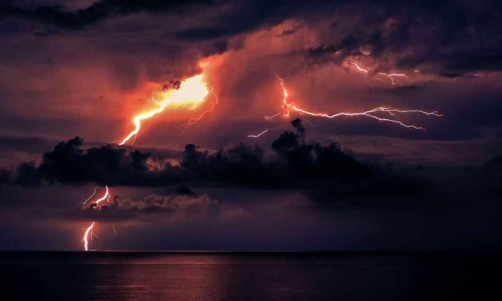 Flash Wallpaper : The Ultimate Guide to 4K, Live & Neon Wallpapers for Your Phone and PC